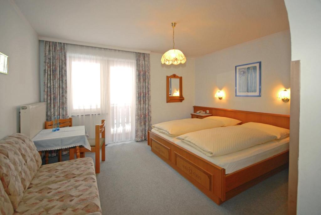 Pension Riedlsperger Saalbach-Hinterglemm Oda fotoğraf