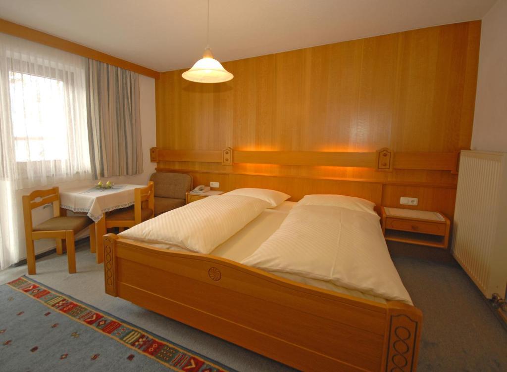 Pension Riedlsperger Saalbach-Hinterglemm Oda fotoğraf