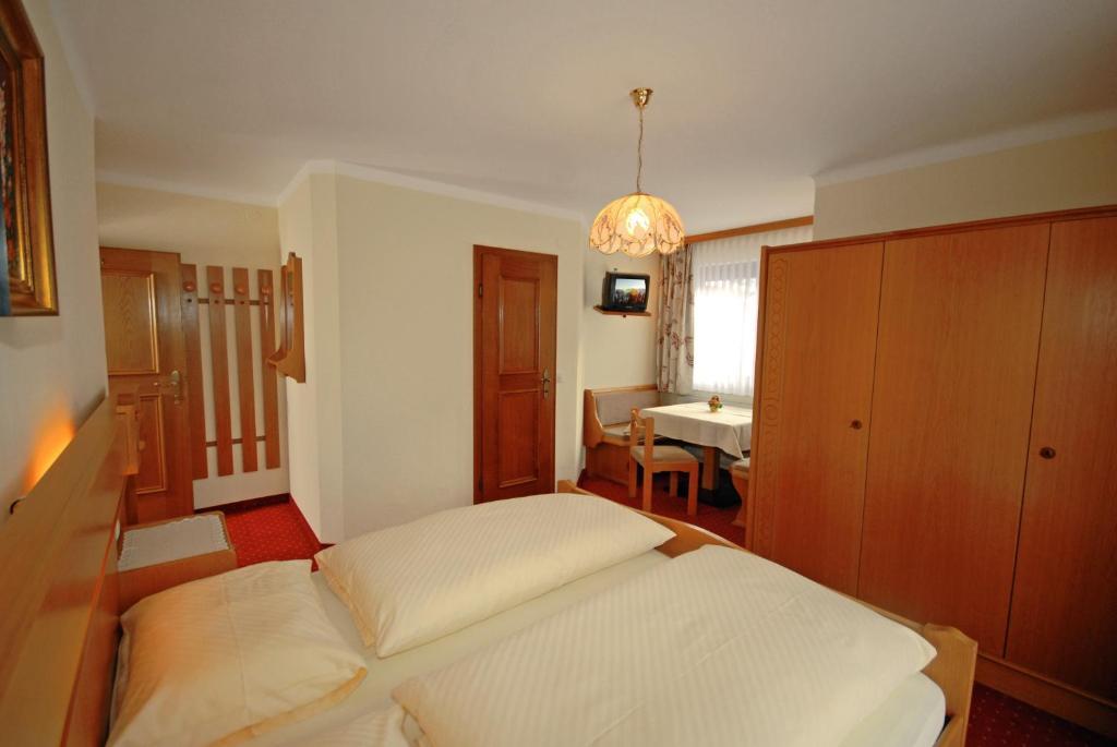 Pension Riedlsperger Saalbach-Hinterglemm Oda fotoğraf