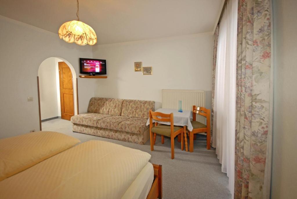 Pension Riedlsperger Saalbach-Hinterglemm Oda fotoğraf